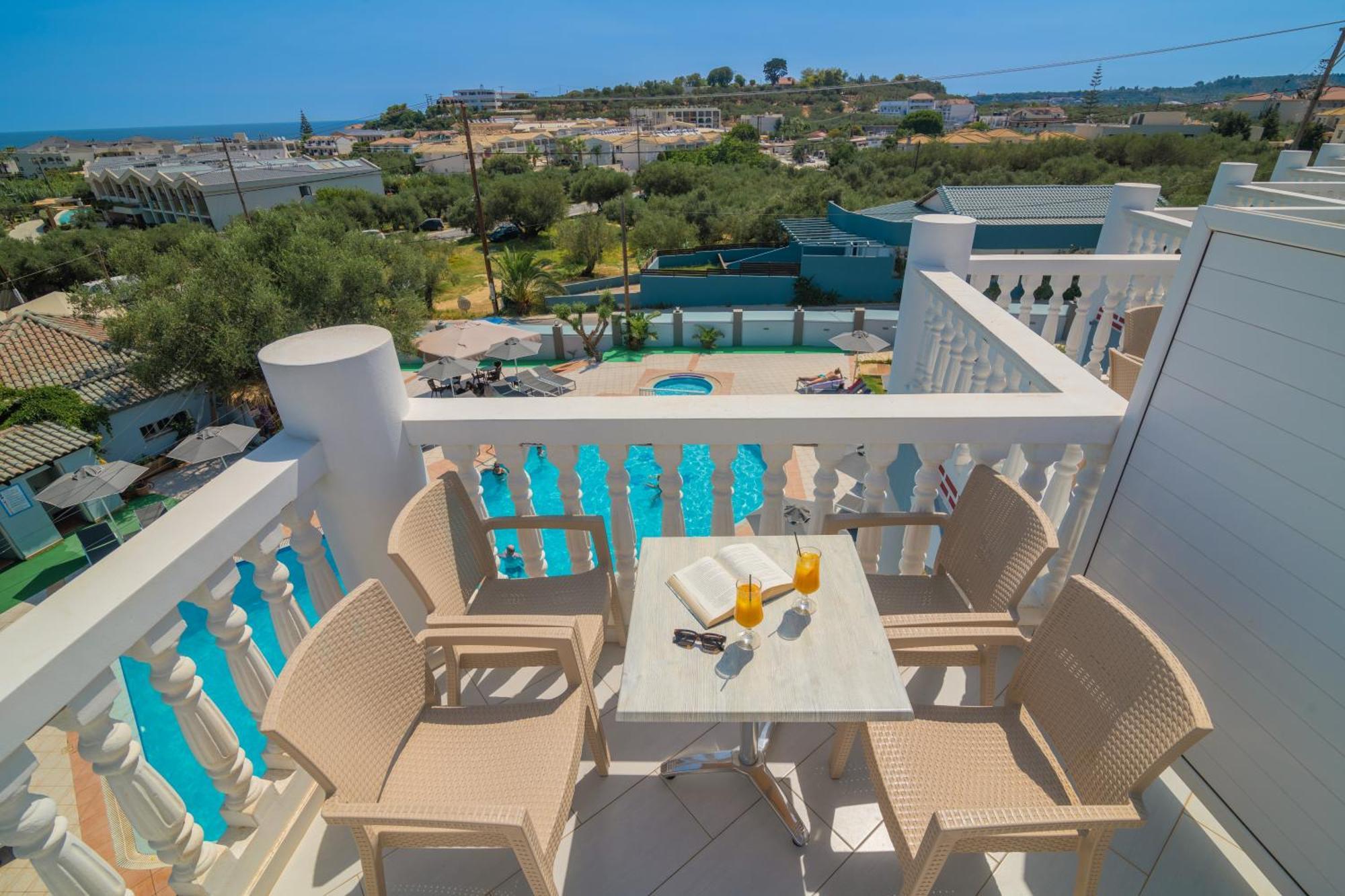 Callinica Hotel Tsilivi  Exteriör bild